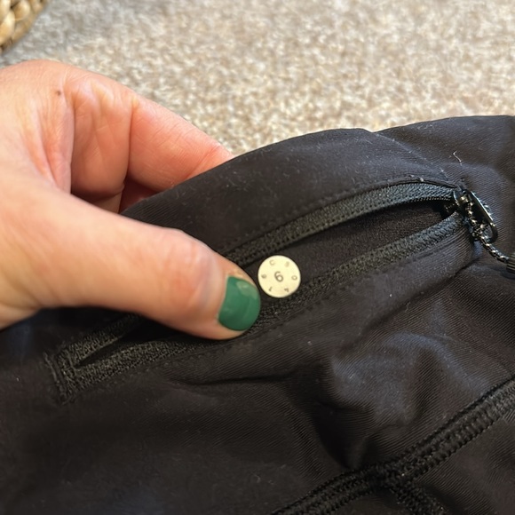 Lululemon Leggings *25" - Picture 4 of 5